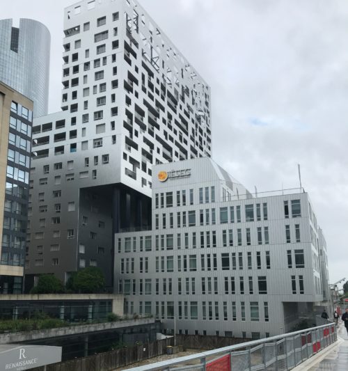 siege-ieseg-paris-la-defense-grande-arche